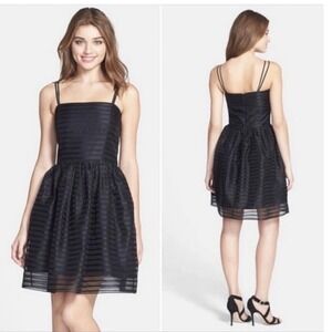 Shoshanna Black Shadow‎ Stripe Double Strap Fit and Flare Cocktail Dress Size 2